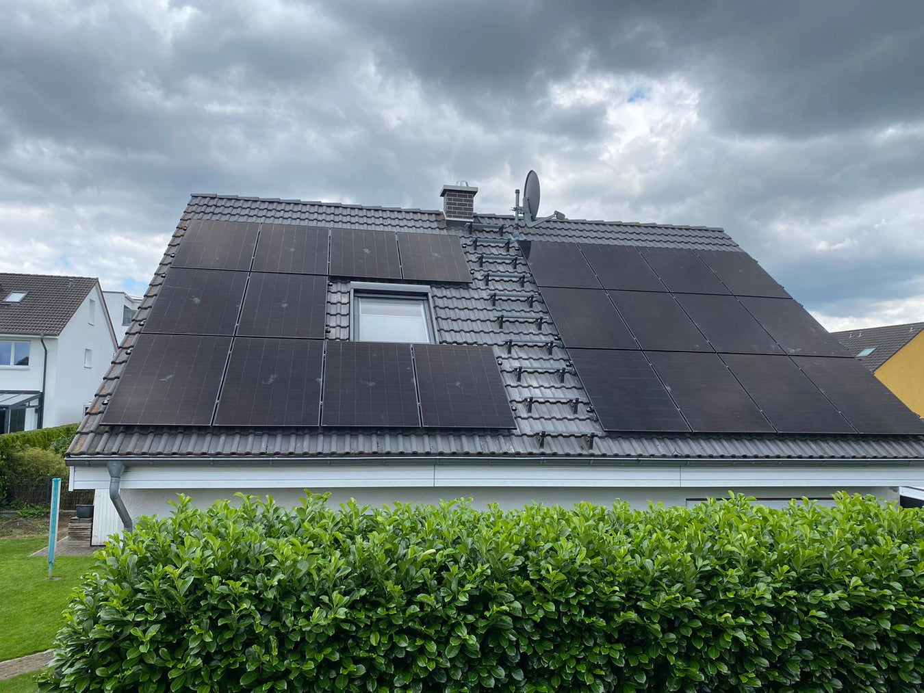 PV-Anlage auf einem Einfamilienhaus in Glinde bei Hamburg - installiert von Autaris Energy