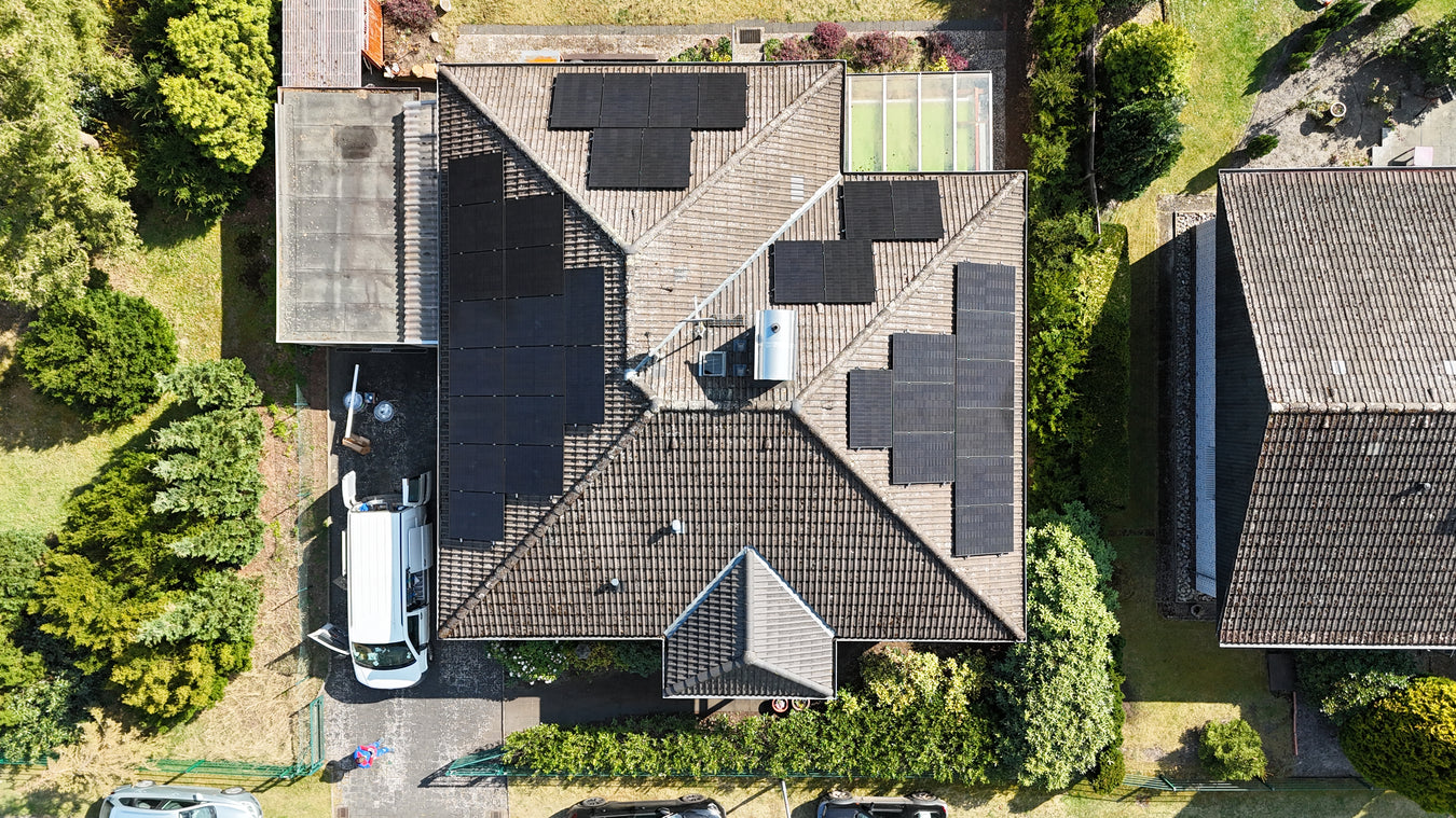 Photovoltaikanlage auf einem Einfamilienhaus in Winsen bei Hamburg - installiert von Autaris Energy