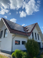 Erweiterung einer bereits bestehenden PV-Anlage, um mehr Power zur Stromerzeugung zu erhalten - installiert in der Südheide in Niedersachsen von Autaris Energy