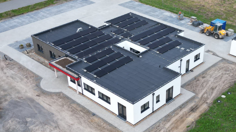 Solaranlage auf einem Flachdach in Hohne bei Celle - installiert von Autaris Energy